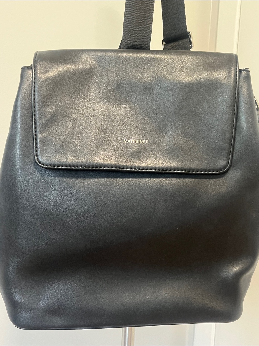 Matt & Nat Black Backpack / Crossbody bag